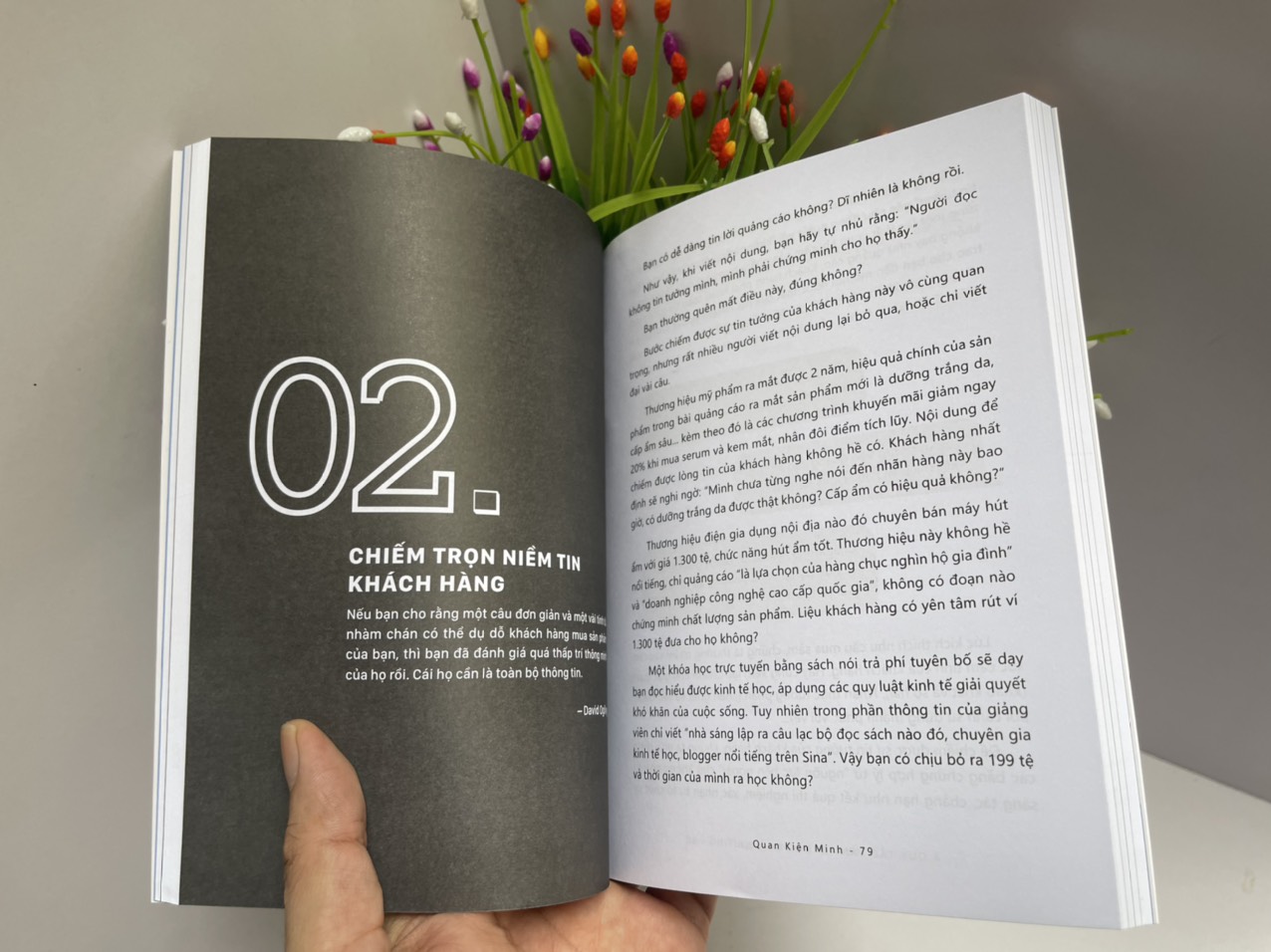 4 QUY TẮC VẰNG TRONG COPYWRITING – Quan Kiện Minh – Hàn Vũ Phi dịch – Being Books – AZ VIETNAM – NXB Thế Giới (Bìa mềm)