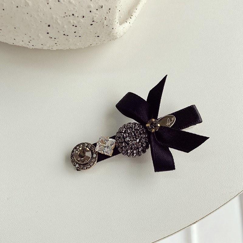 Kẹp nơ đá phong cách vintage tiểu thư