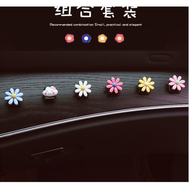 Set 2 móc treo đồ đa năng trong ô tô dạng dính gắn hoa sắc màu -Hoàng Đông Shop