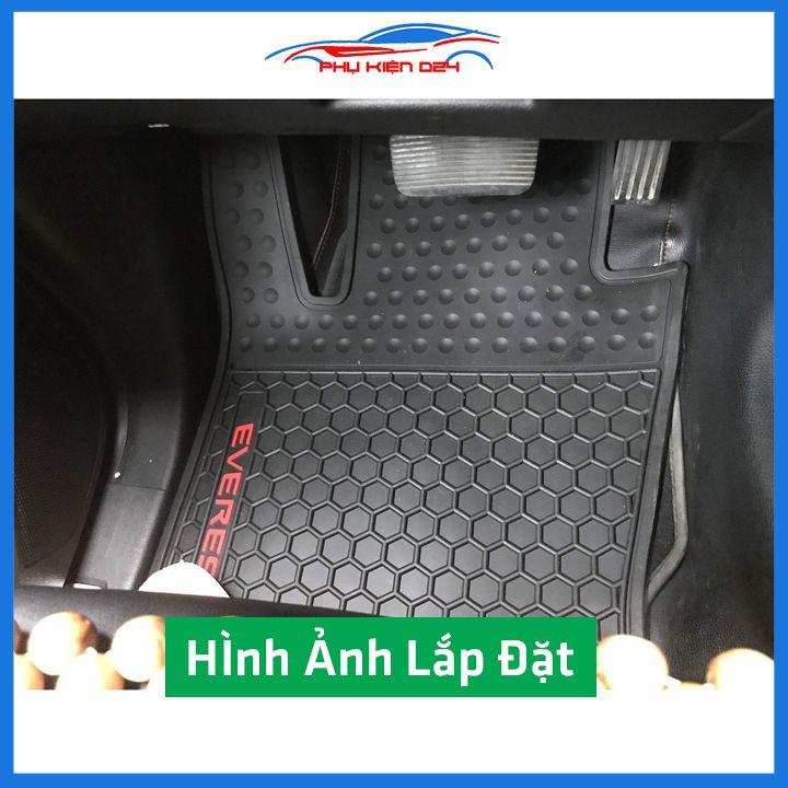 Lót sàn ô tô cao su Everest 2018-2019-2020-2021-2022 không mùi chống trơn trượt