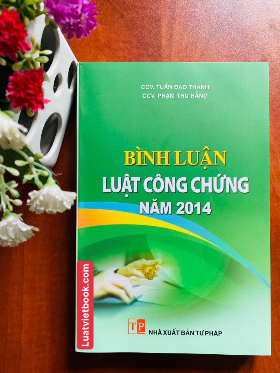 Bình Luận Luật Công Chứng Năm 2014