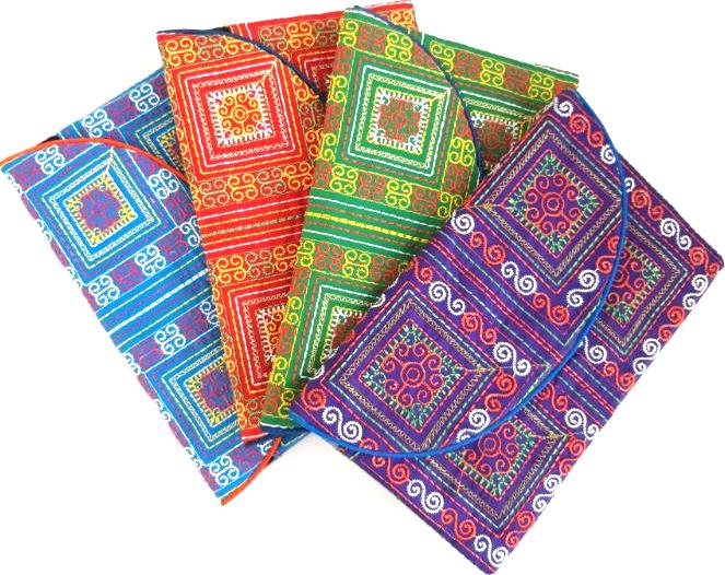 VÍ NẮP LƯỢN THÊU