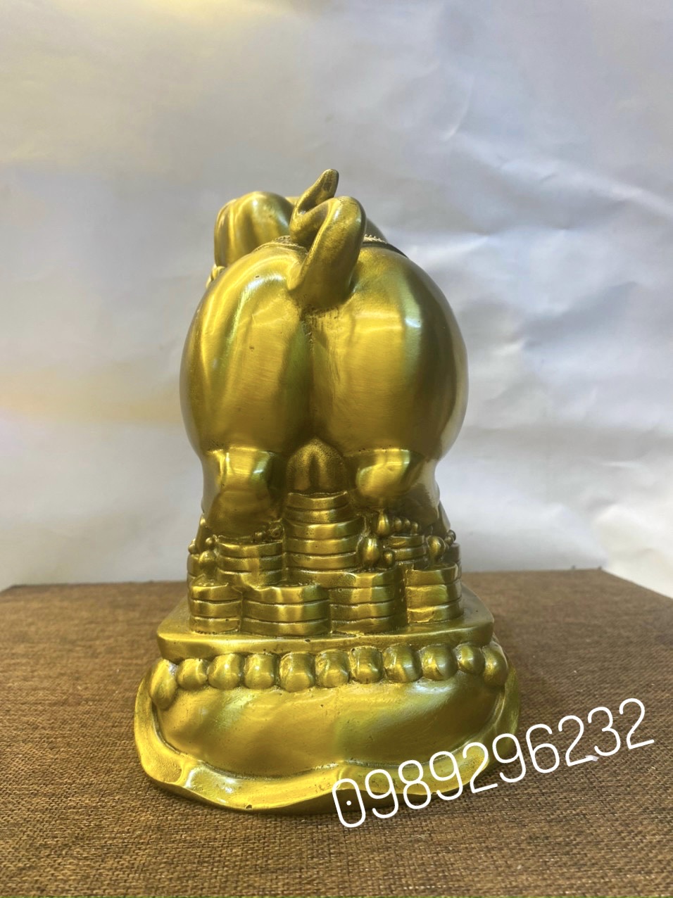 Tượng Lợn phong thủy bằng đồng vàng cao 22cm - Tượng Lợn Tài Lộc