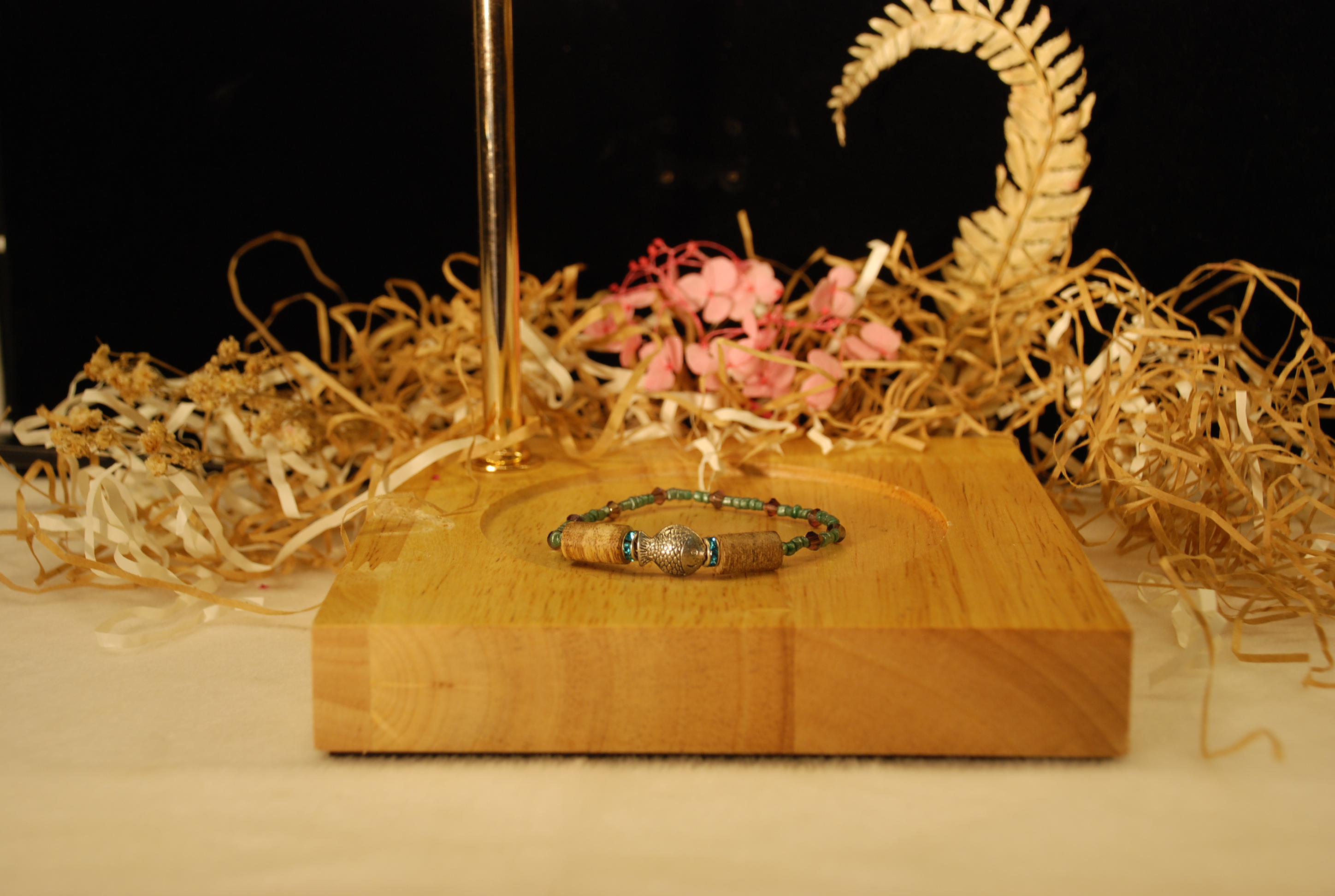 Vòng tay phong thủy Carpentry 2