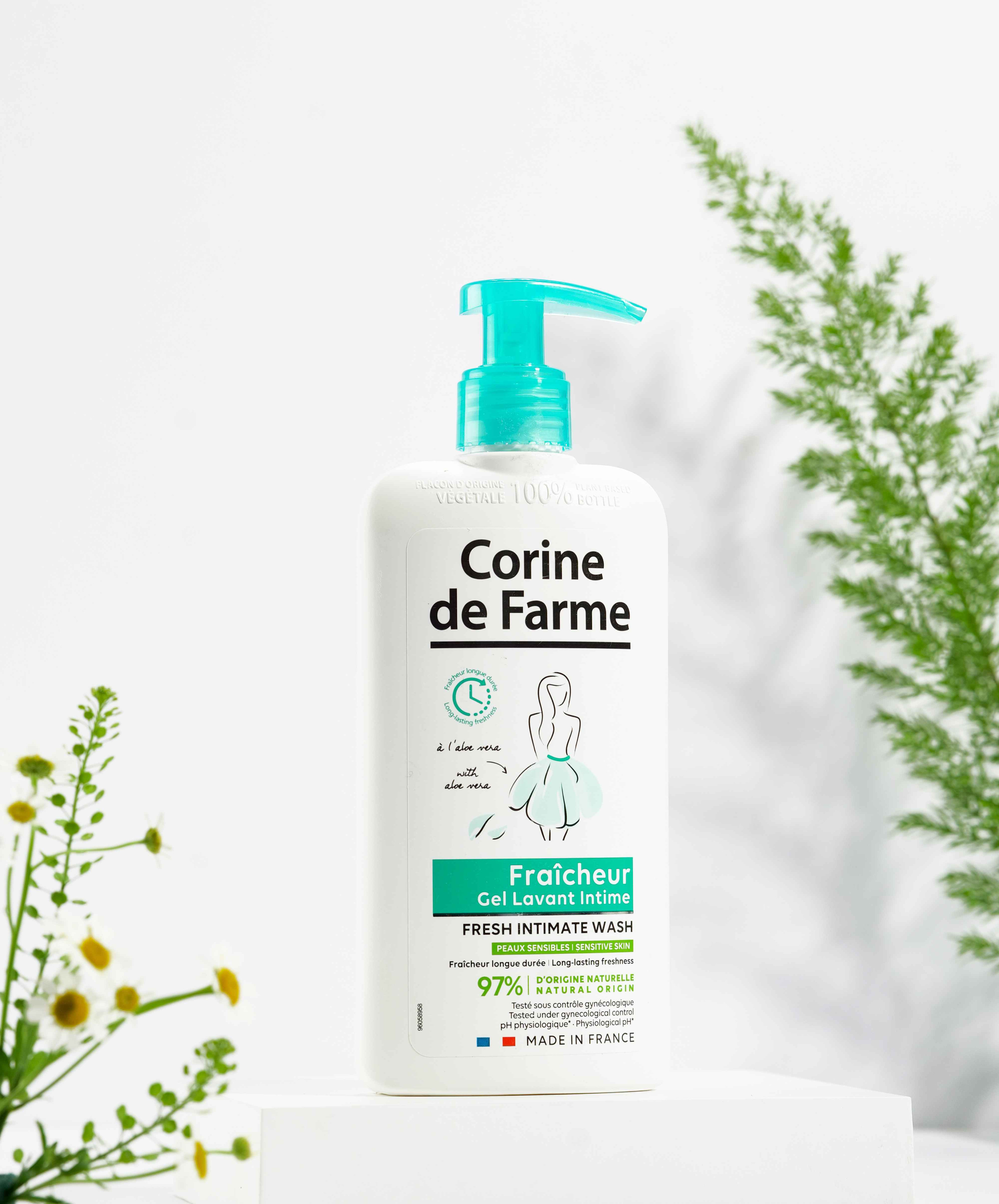 Dung Dịch Vệ Sinh Phụ Nữ Corine de Farme FRESH INTIMATE WASH 250ml