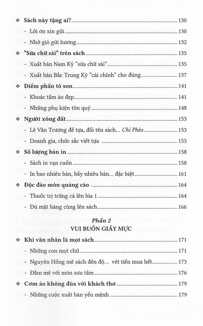 Những Con Chữ Ngoài Trang Sách