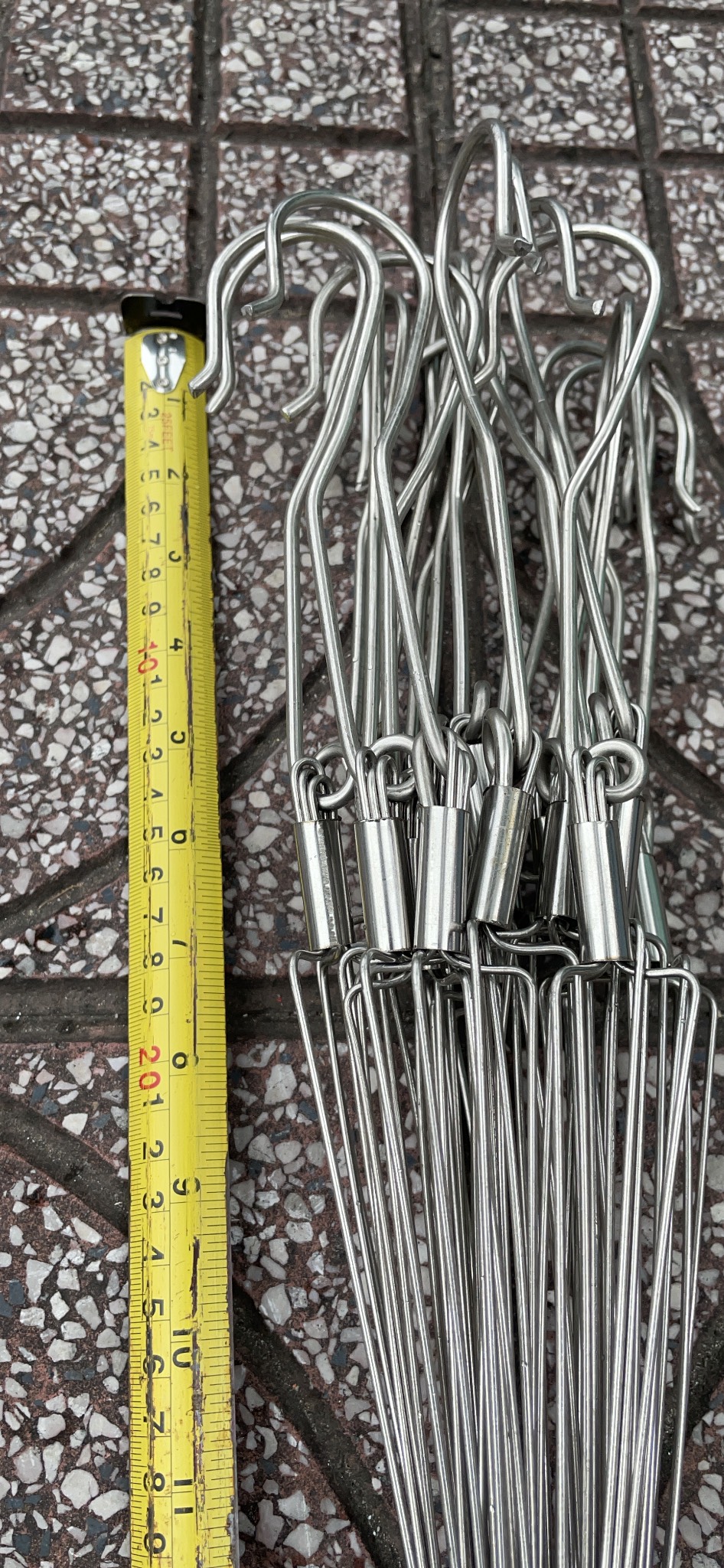 Bộ 10 móc treo chậu làm bằng INOX tdài 80 đến 1 mét