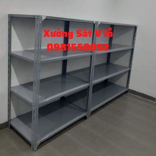 Kệ sắt V lỗ 4 tầng. kệ sắt V lỗ,kệ đựng hàng