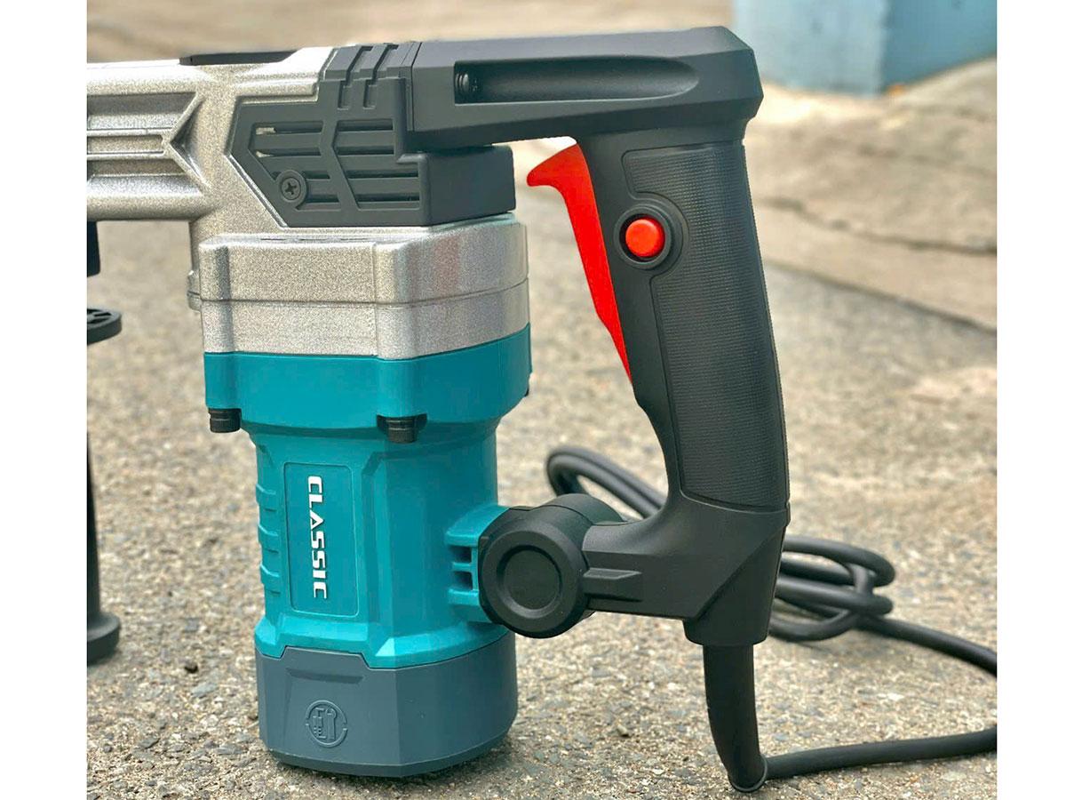 MÁY ĐỤC BÊ TÔNG 17MM 1200W CLA0835A CLASSIC - HÀNG CHÍNH HÃNG