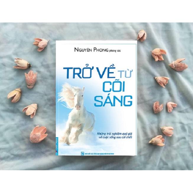Trở Về Từ Cõi Sáng - Bản Quyền