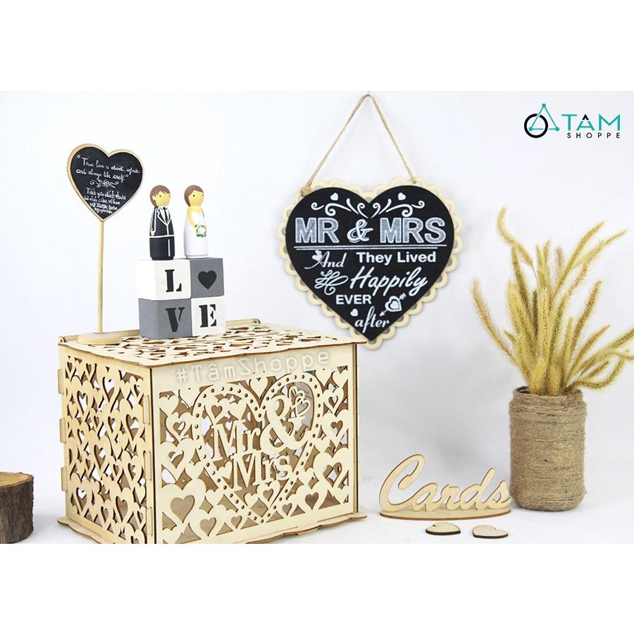 Bảng gỗ treo cửa trái tim MR MRS trắng đen trang trí cưới TTC-23