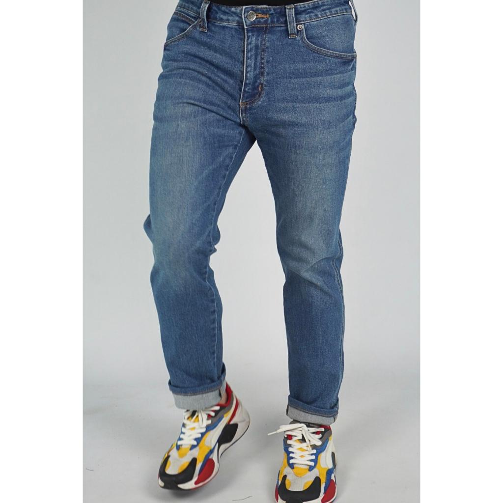 Quần Jean slim straight NAM Q9, Quần bò Nam Ôm Đứng, Chất vải co giãn Cao Cấp, Lịch Sự - thương hiệu Samma Jeans.