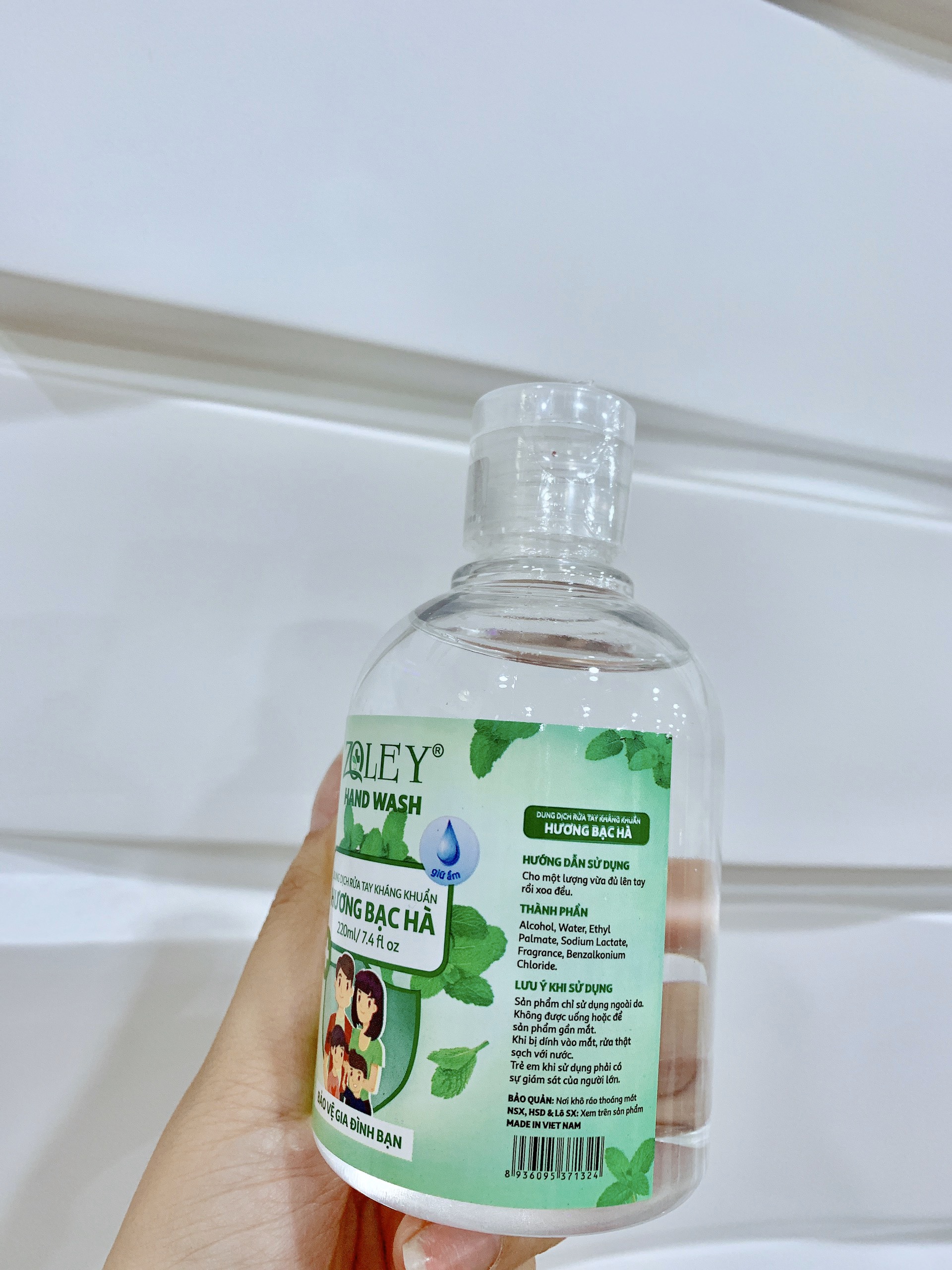 Nước Rửa Tay Khô Zoley 220ml Hương Bạc Hà