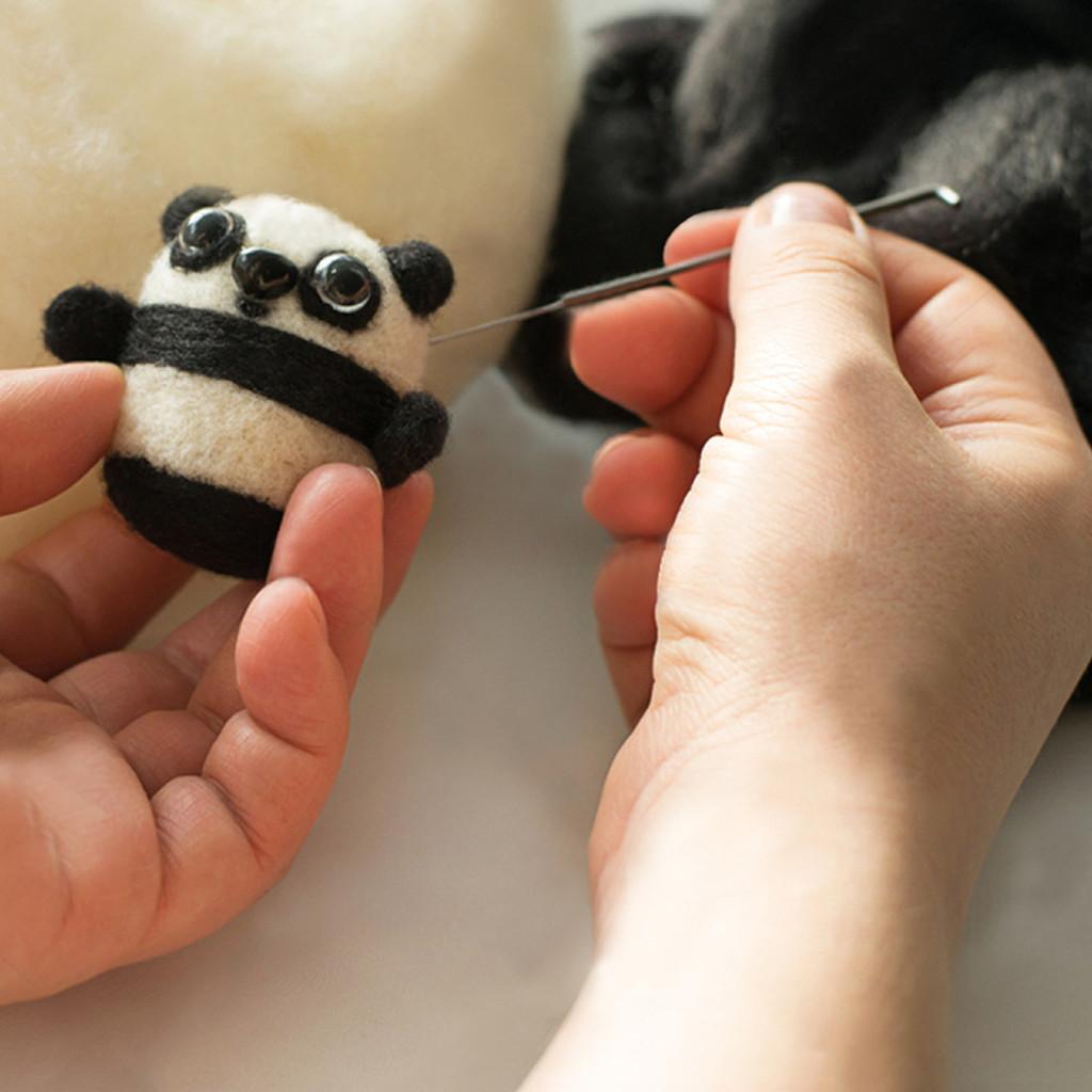 Needle Felting Starter Kit, Handmade Wool Felting Tools with Felting Needles