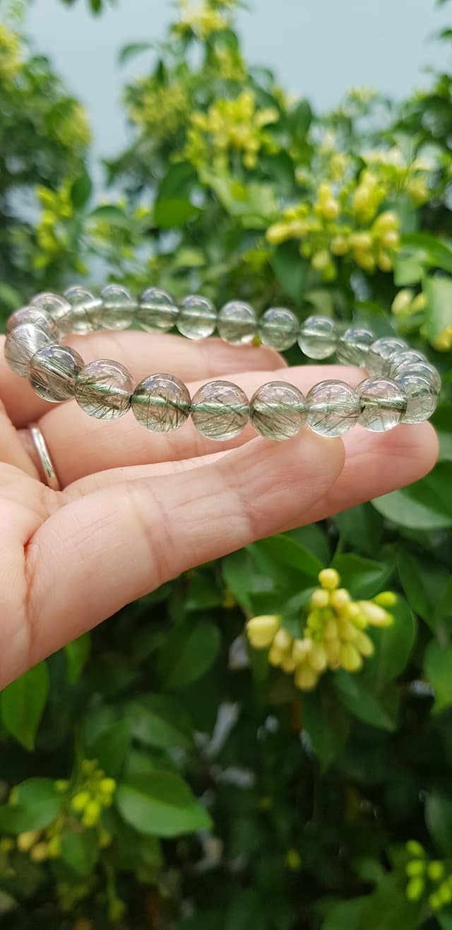 Vòng thạch anh tóc xanh tự nhiên trong bóng nhuyễn mượt đẹp Size vòng 8mm Nữ mệnh Thủy Mộc hỏa đeo ạ