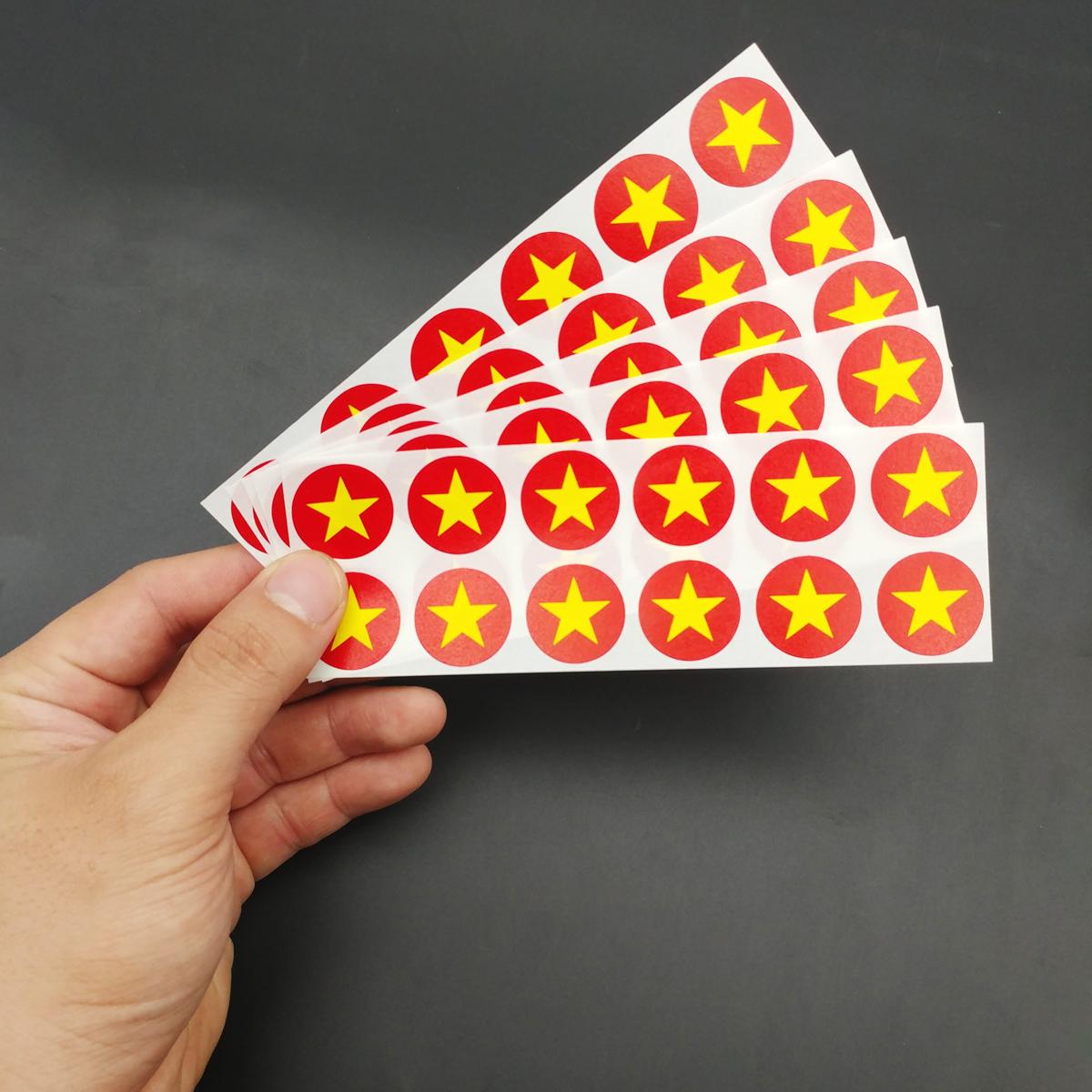 Bộ 5 Sticker Hình Lá Cờ Việt Nam - HFP 2