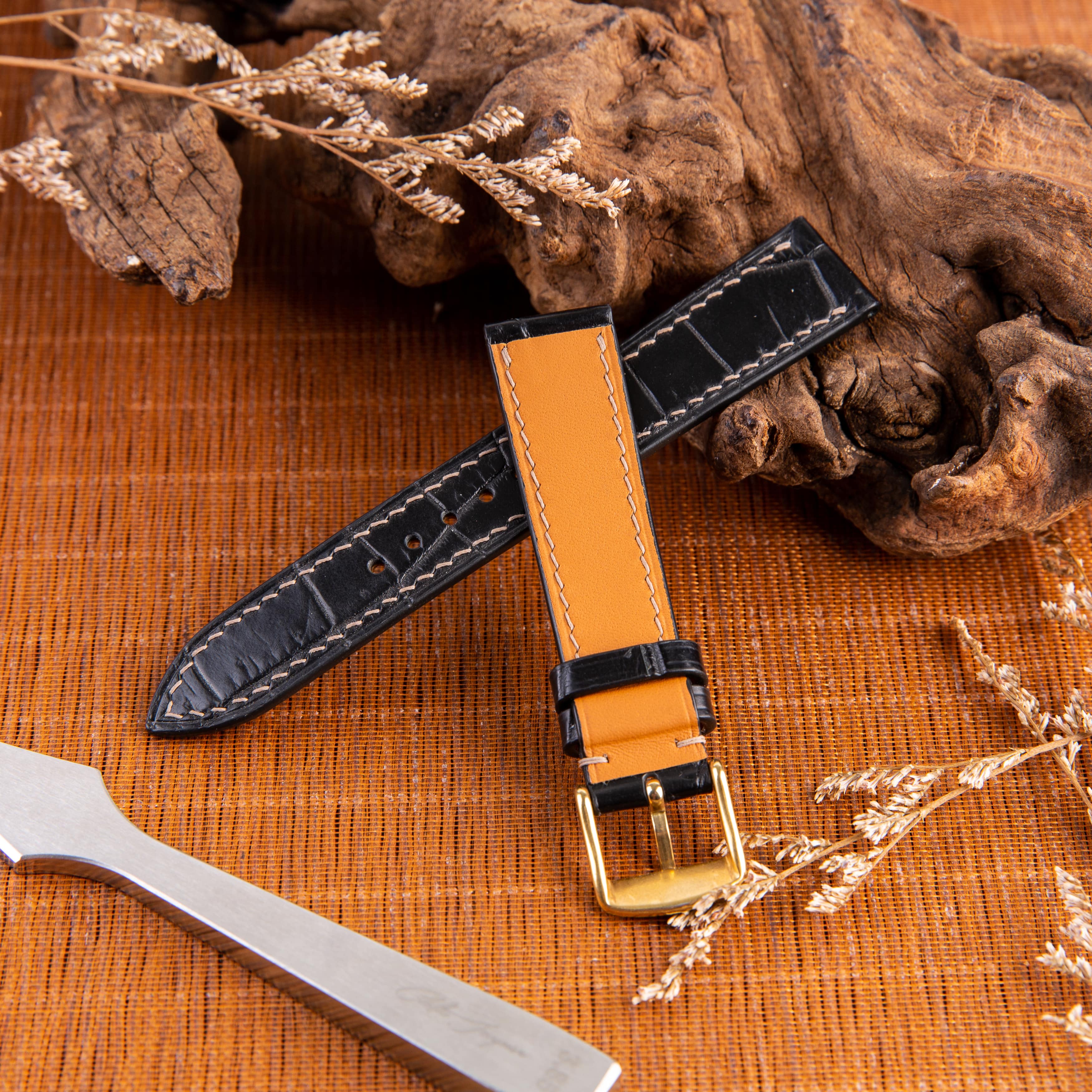 Dây đồng hồ da màu đen