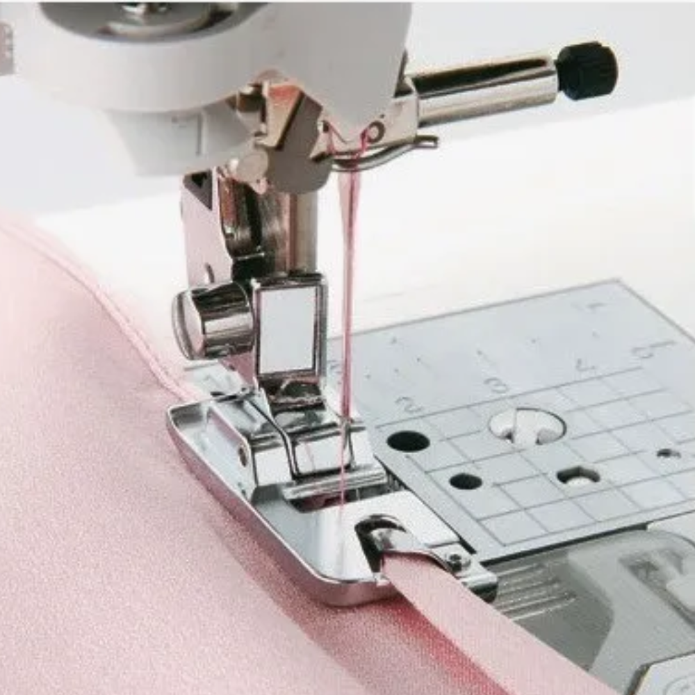 Chân Vịt Máy Điện Tử Cuốn Biên Dẹp Brother F002N - Hàng chính hãng