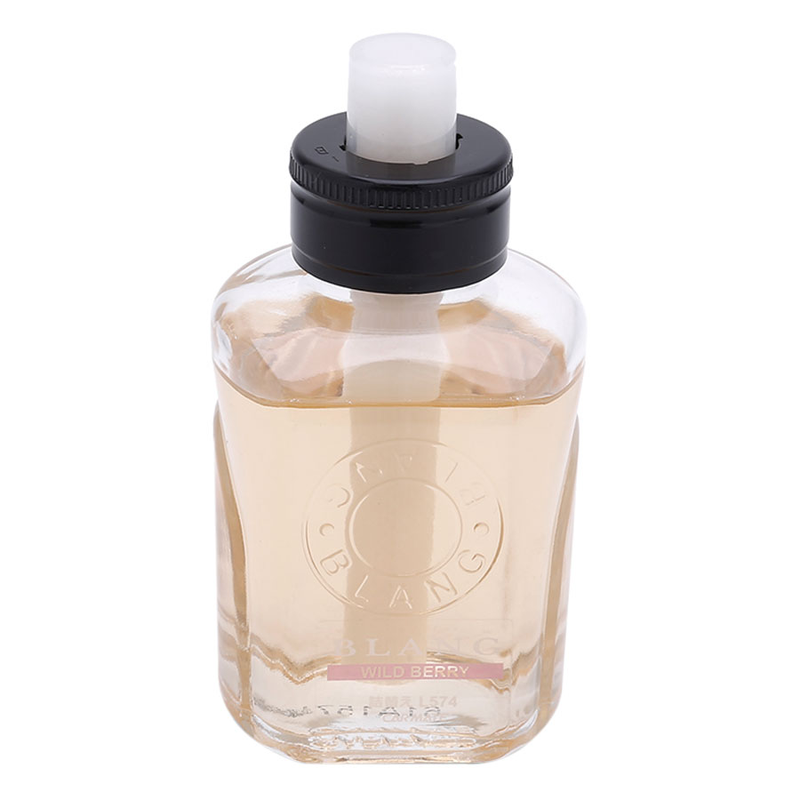 Dầu châm nước hoa ô tô CARMATE BLANG GRAND LIQUID REFILL L574 Wild Berry 100ml