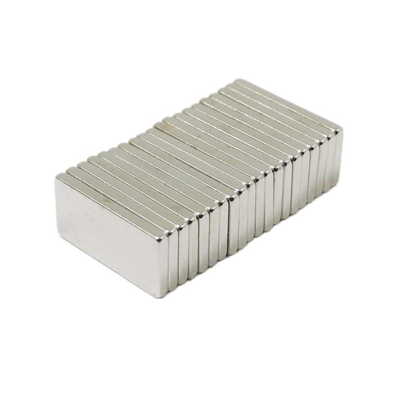 Combo , nam châm vĩnh cửu có lực từ mạnh
