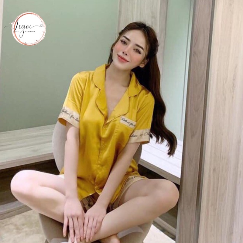 Bộ đồ ngủ Pijama cộc tay viền chữ, chất liệu lụa satin mềm mịn thấm hút mồ hôi NL084