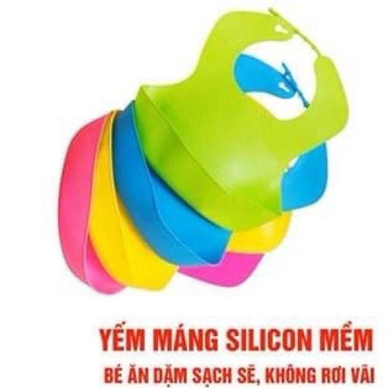 Yếm Máng Ăn Dặm Silicon