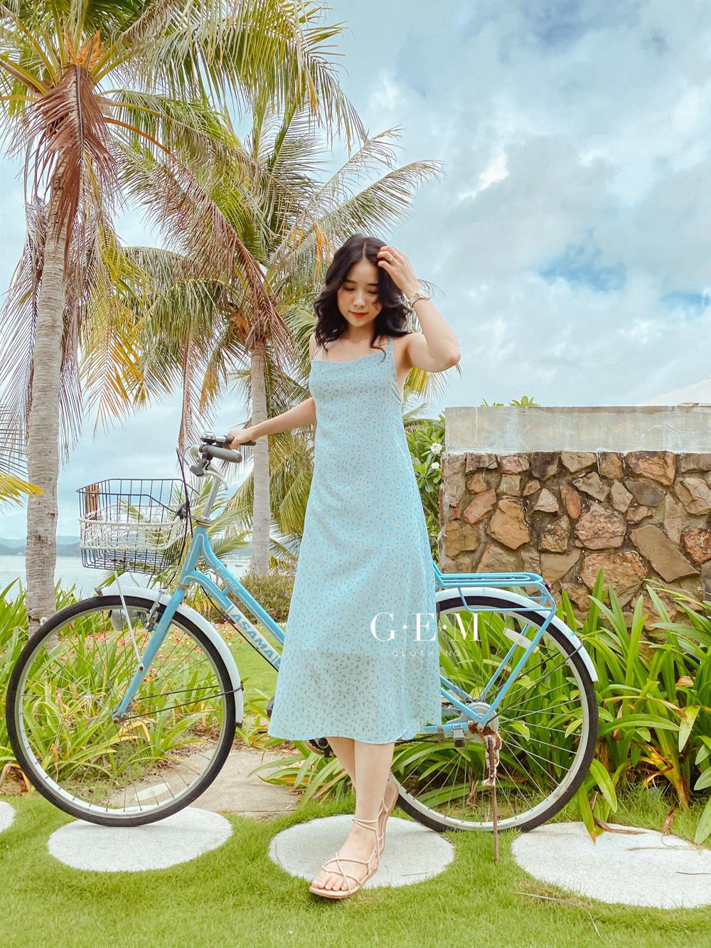 Đầm bầu hai dây hoa nhí kiểu dáng Hàn Quốc Agness dress - thương hiệu G.E.M Clothing