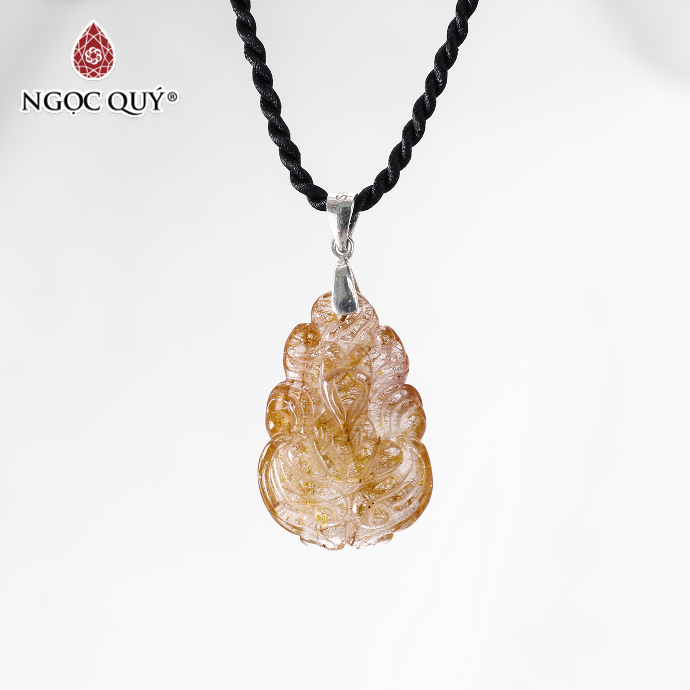 Mặt dây chuyền nữ hoàng hồ ly thạch anh tóc đỏ cam mệnh hỏa, thổ - Ngọc Quý Gemstones