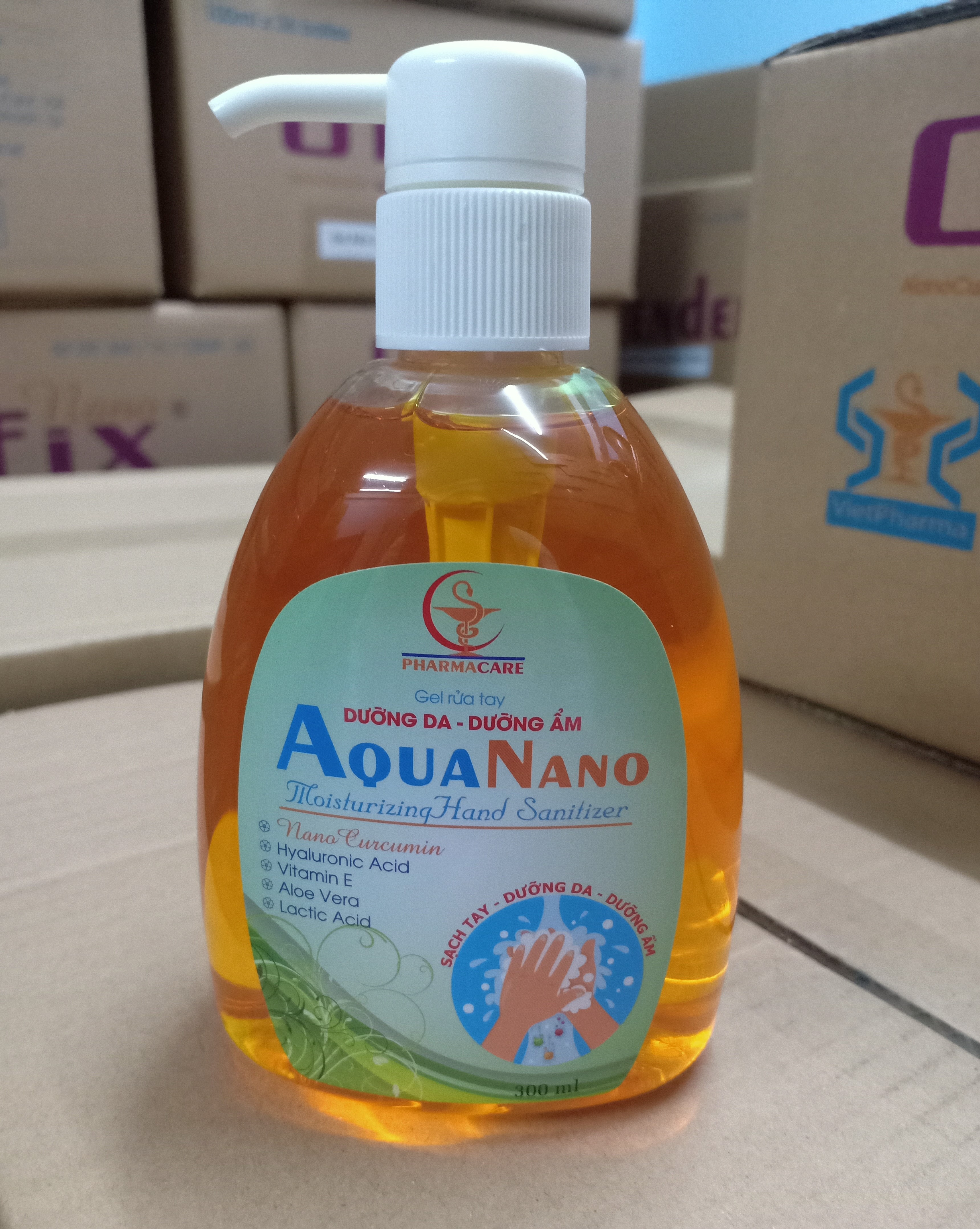 Combo 3 tặng 1 : Gel Rửa tay Dưỡng Da - Dưỡng ẩm AQUA NANO 300ml