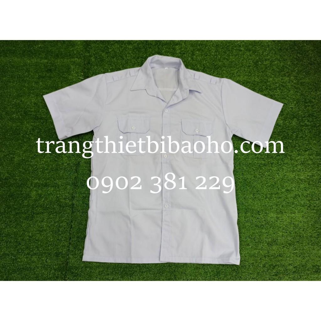 Áo bảo vệ cộc tay màu trắng kèm cầu vai xanh đen 1 gạch đồng sao đồng + ve áo