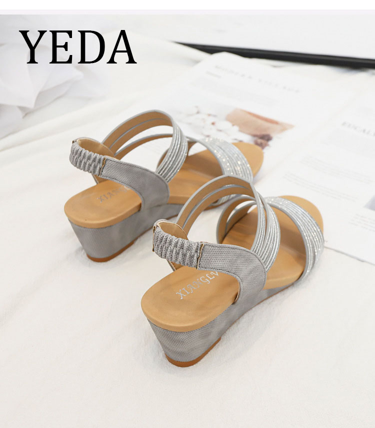 Giày quai ngang nữ giày sandals nữ dép quai hậu nữ cao 5 cm - 1418-438