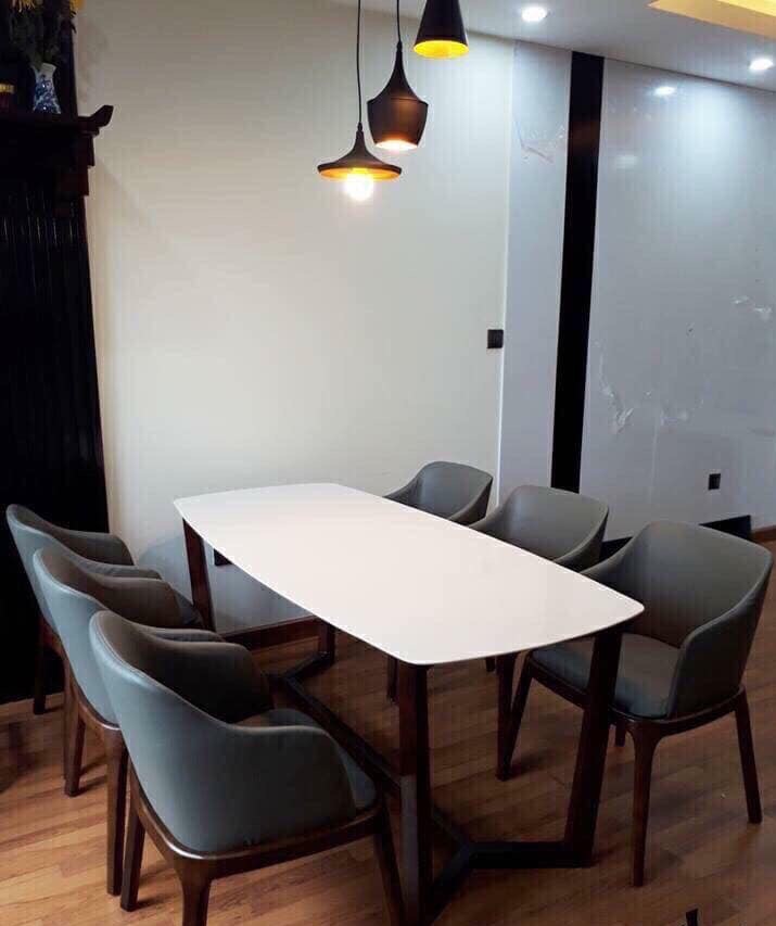 Bộ bàn Concorde 1m6 + 6 ghế Grace có tay
