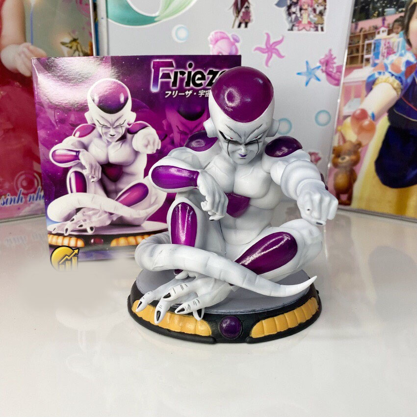 Mô hình Dragon Ball : Nhân vật Frieza cưỡi đĩa bay