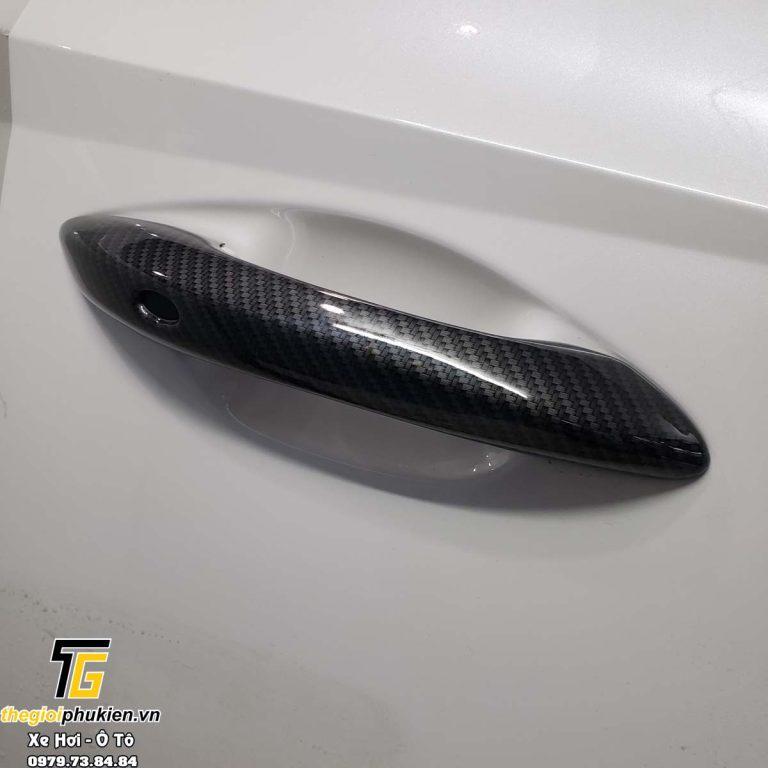 Ốp tay nắm cửa xe Hyundai Tucson 2022 nhựa ABS vân Carbon cao cấp