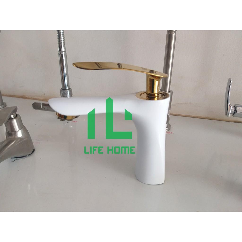 Vòi lavabo tĩnh điện nóng lạnh cao cấp LifeHome (Trắng Vàng)