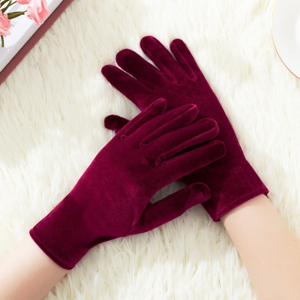 Găng tay chất liệu nhung cho Cô dâu và Dạ hội, đi tiệc, sự kiện màu đỏ mận MS: 42119