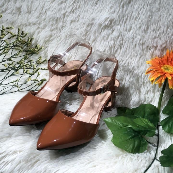 Sandal bít mũi hot trend 2020 trẻ trung năng động 21278