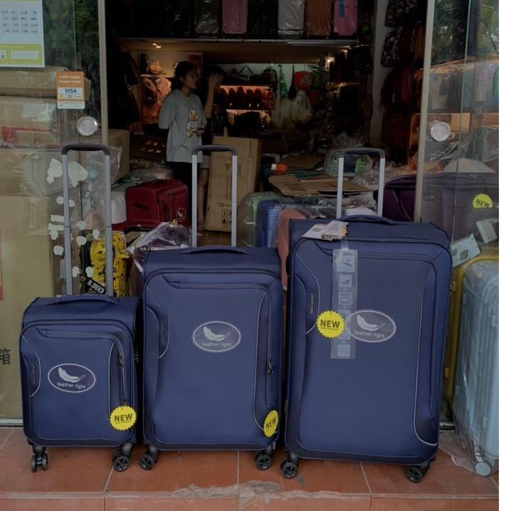 VALI KÉO VẢI SIÊU BỀN SIÊU NHẸ LEAVESKING LV1901
