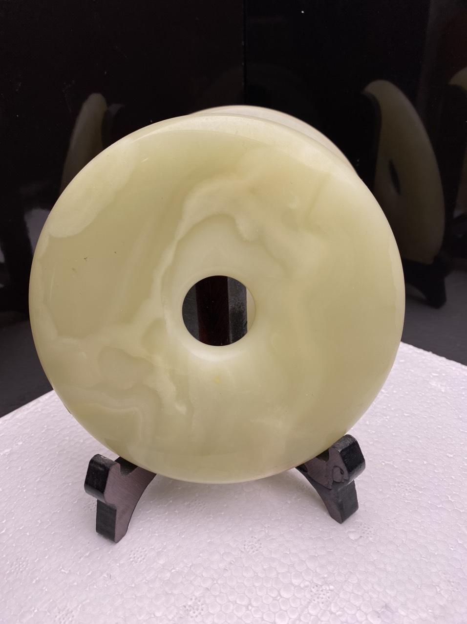 Đồng tiền đồng điếu may mắn đá ngọc 13cm