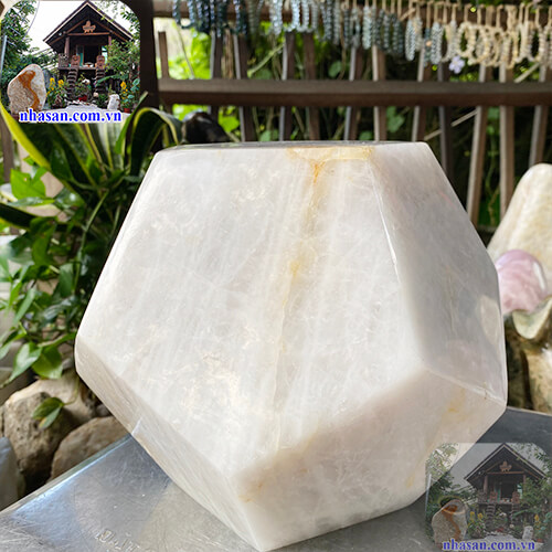 Đá thạch anh 12 mặt giúp điều hòa năng lượng dương QC921 nặng 15.2kg kích thước 22x14