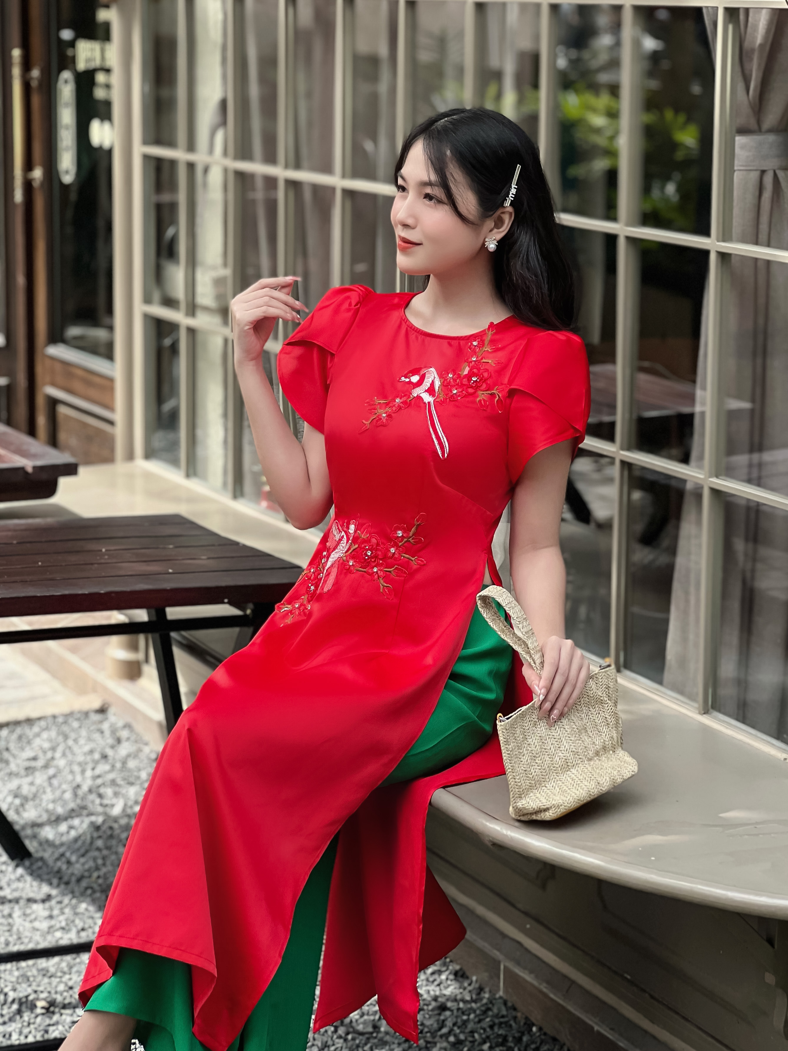 Áo dài cách tân kết hoa thêu 3D sang trọng AD030 - Khánh Linh Style