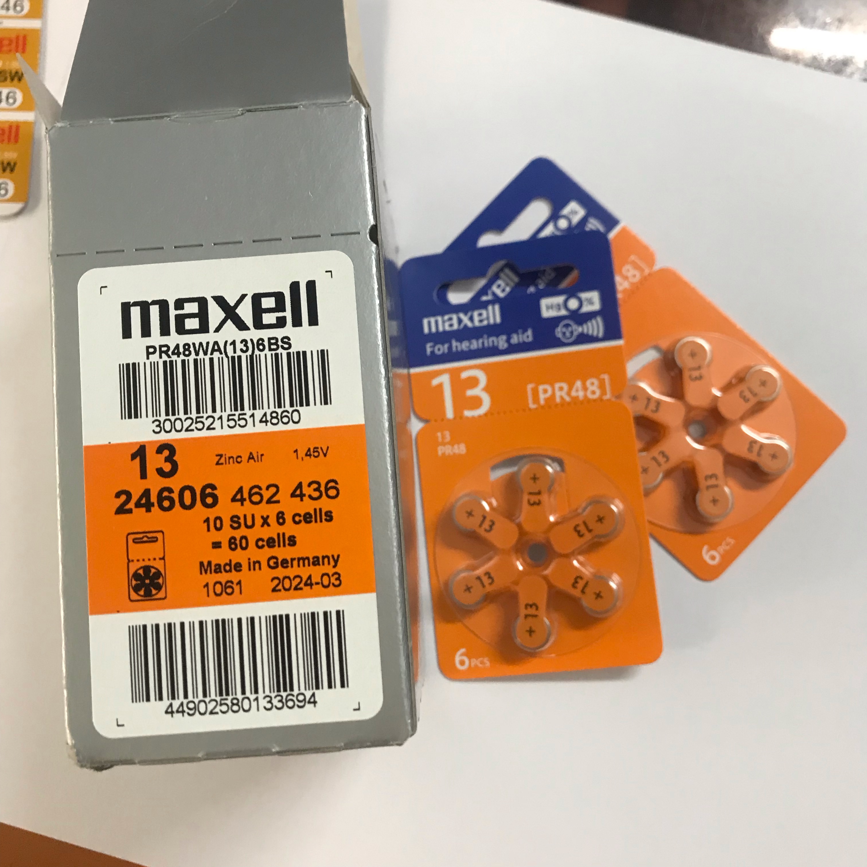 Vĩ 6 viên pin Maxell PR48 (Pin 13)