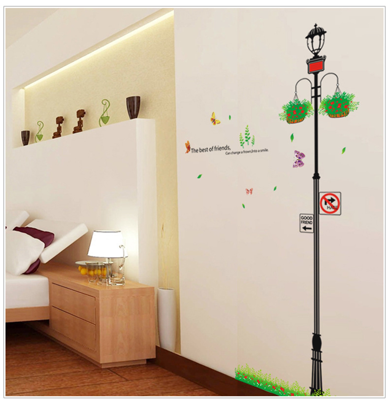 Decal dán tường cột đèn dễ thương AmyShop DKN092