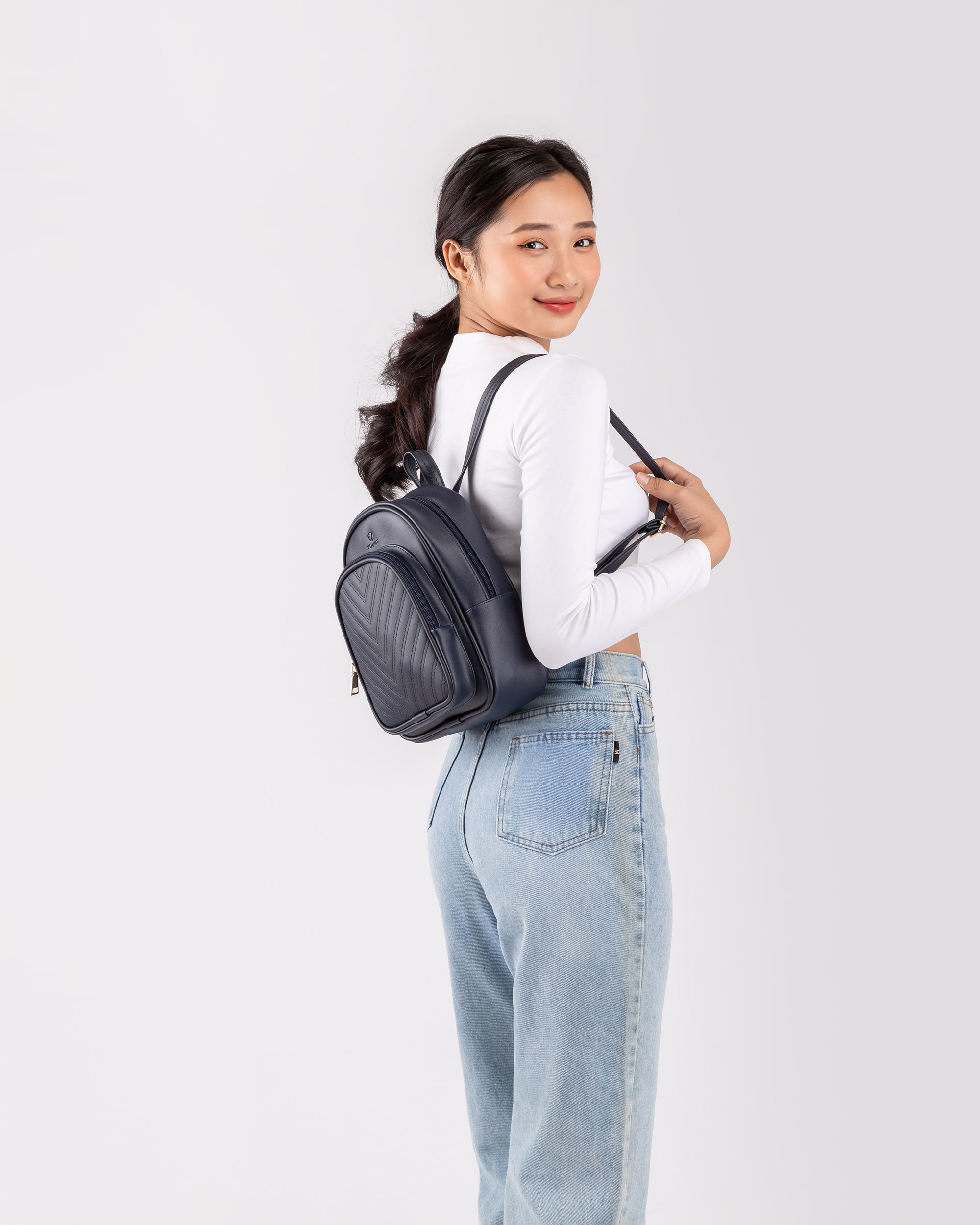 Balo Yuumy ( Thời trang nữ tiện lợi cỡ trung - Balo da Seasand YBA61 )