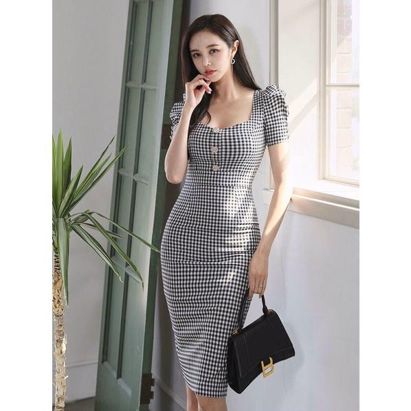 Đầm caro body đính nút tay phồng S.MLXL