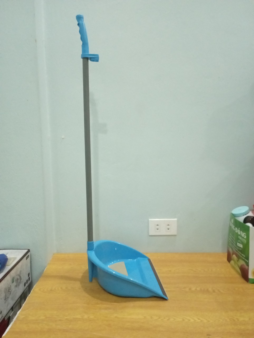 Bộ chổi quét nhà kèm hót rác, chổi cước nhựa , chổi nhựa quét sàn ướt , sàn khô - Thái Lan