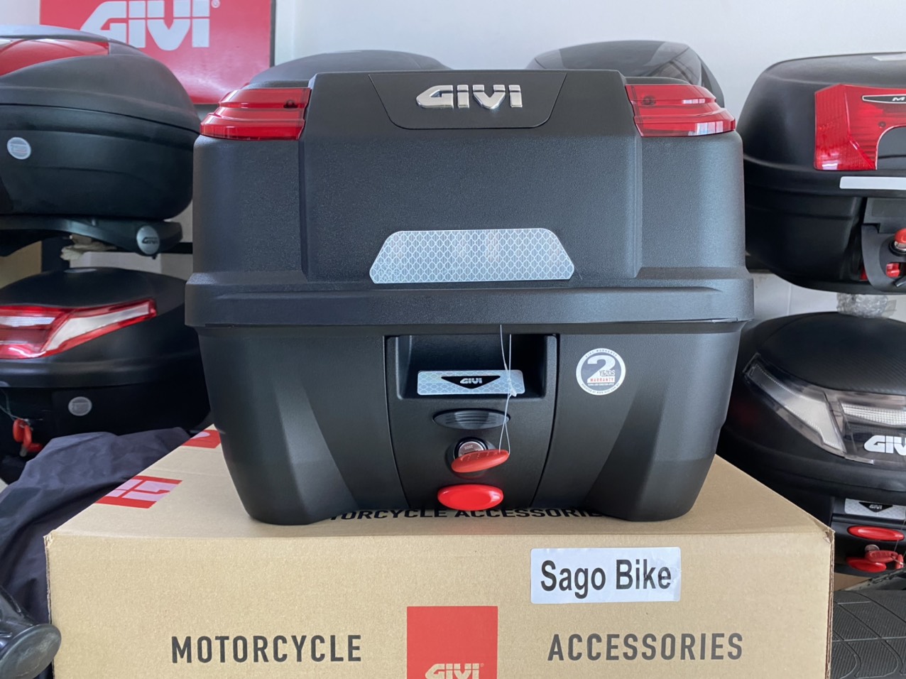 Thùng xe Wave A, thùng Givi B33NM và baga givi lắp cho Wave anpha