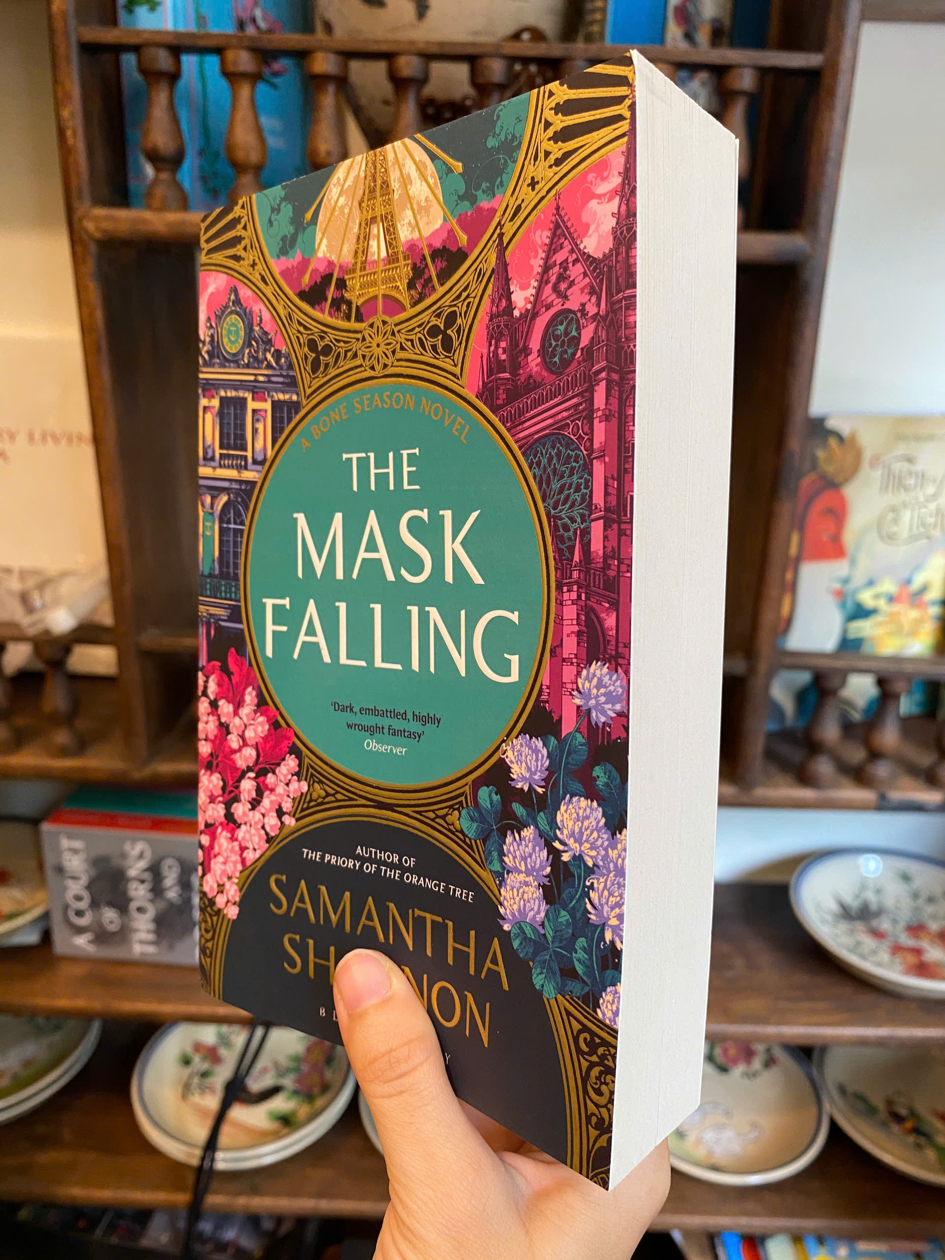 Sách - The Mask Falling: A Bone Season Novel by Samantha Shannon | English Science Fiction Book