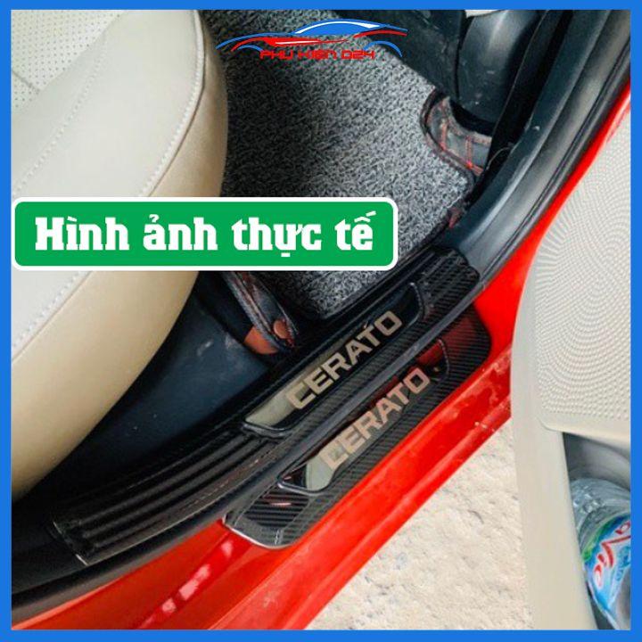 Bộ nẹp bước chân trong ngoài vân Cacbon xe Cerato 2019-2020 chống trầy làm đẹp ô tô