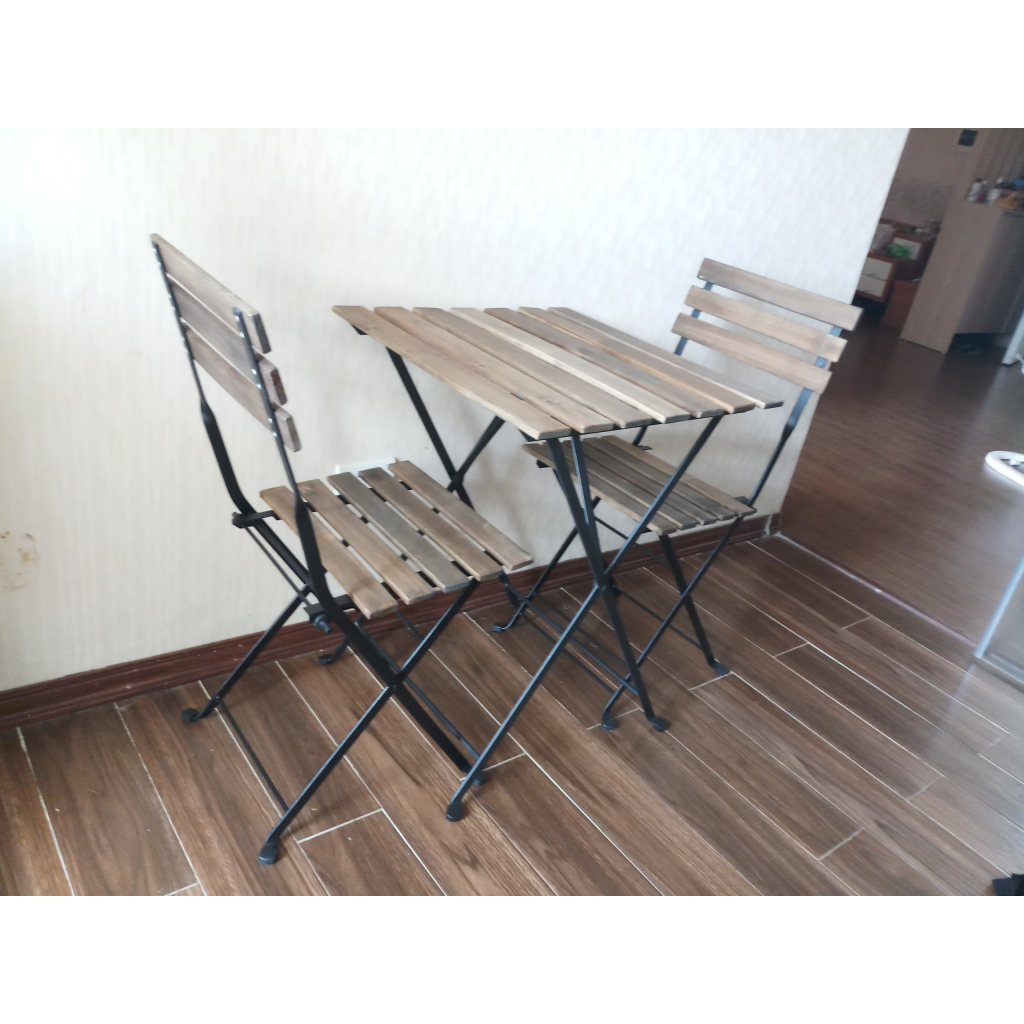 Bộ bàn ghế gỗ ban công, sân vườn
